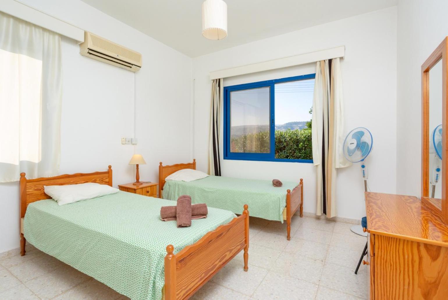 Villa Charoula Pente Paphos Exteriör bild