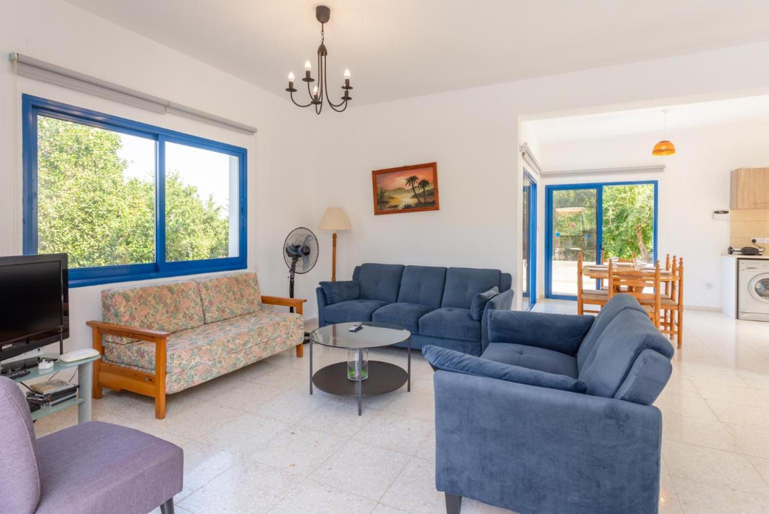 Villa Charoula Pente Paphos Exteriör bild